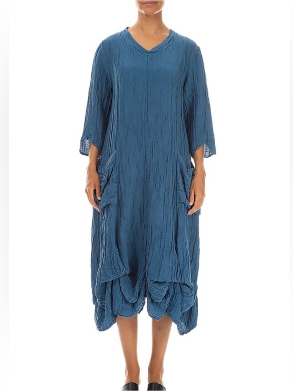 Grizas Textured V-Neck Blue Crinkle Midi Dress